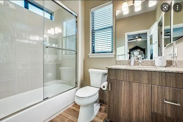 2nd Bedroom Bath
