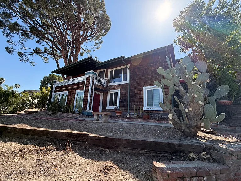 8625 Delmonico Ave — Photo 6