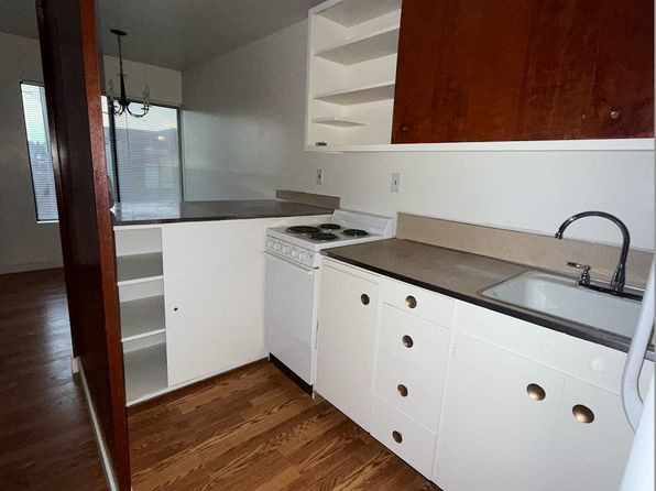 3047 24th Ave W APT 8