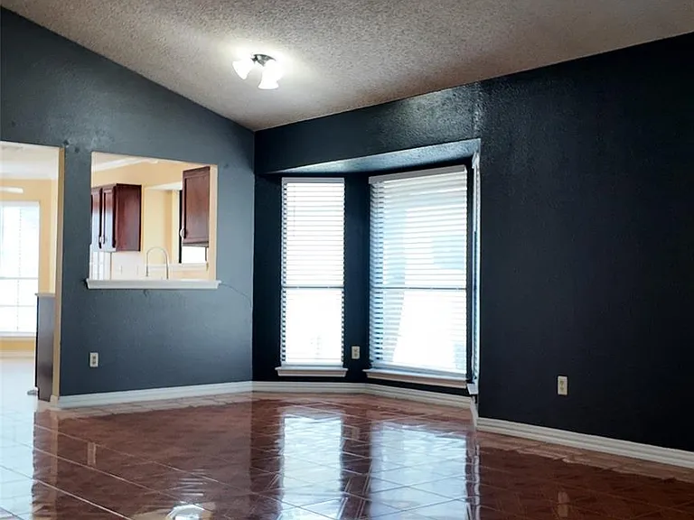 12331 Yarmont Way — Photo 22
