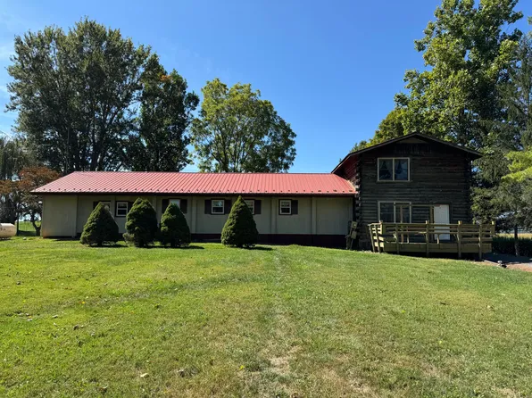 573 Blue Sulphur Pike, Lewisburg, WV 24901