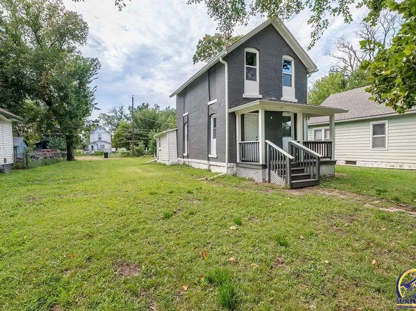 807 NE Oakland Ave, Topeka, KS 66616