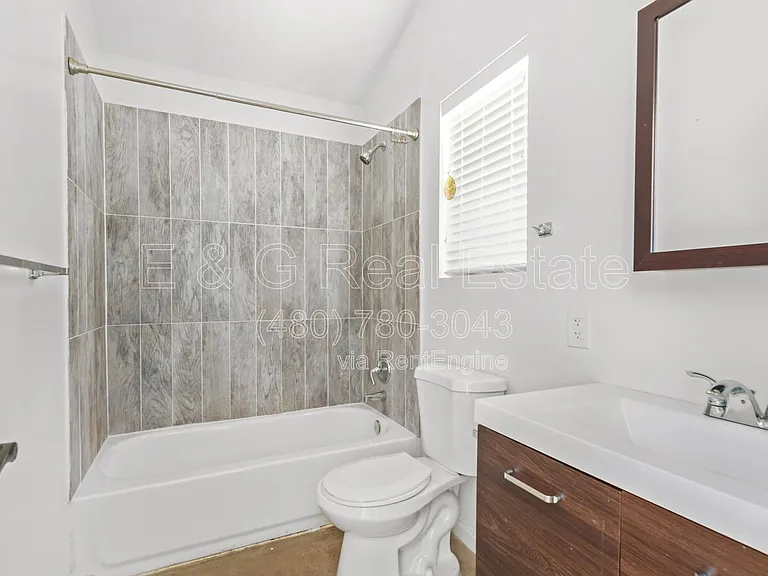 505 N 16th Ave — Photo 11