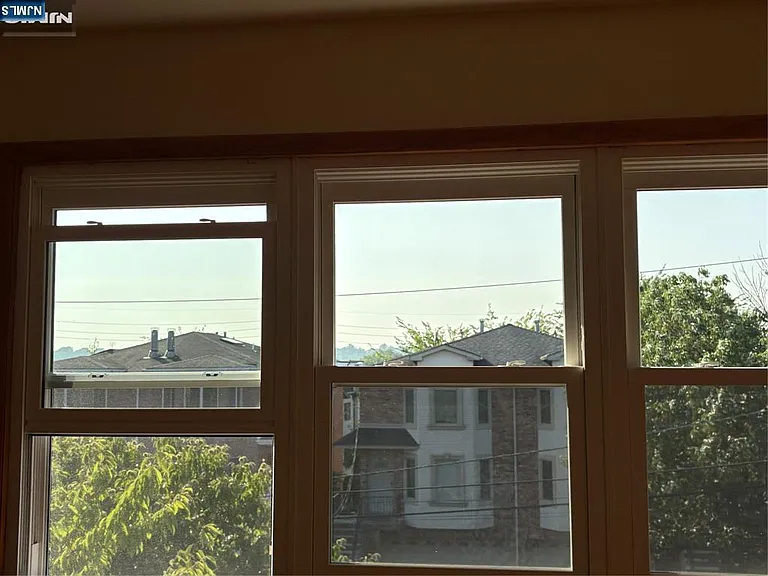 458 Lawn Ave #2 — Photo 10