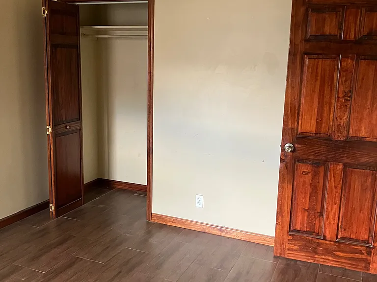 217-19 Lark St #3 — Photo 5