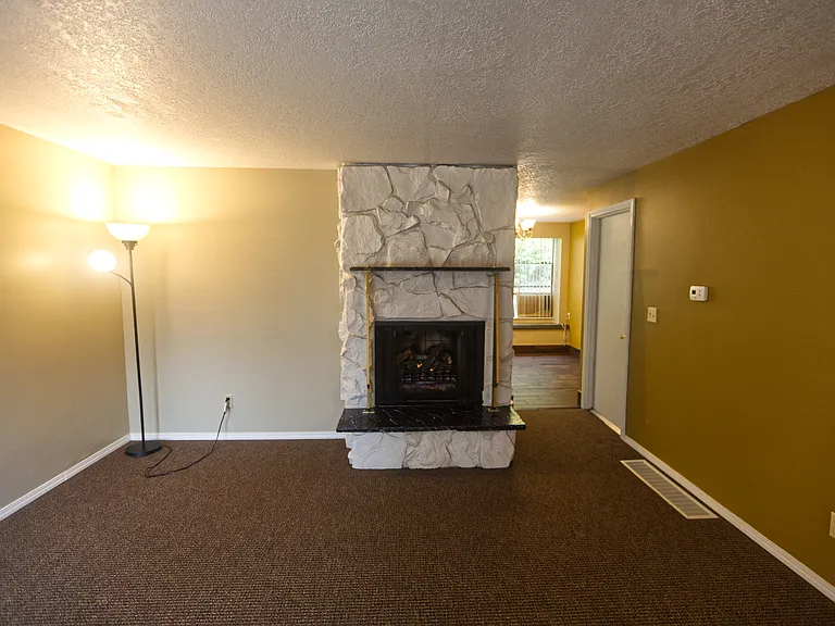 3 Erasmus St #3 — Photo 2