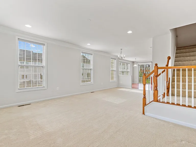 43247 Loudoun Reserve Dr — Photo 13