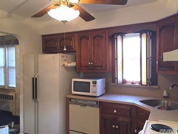 3rd image of 47 Caroline Ave