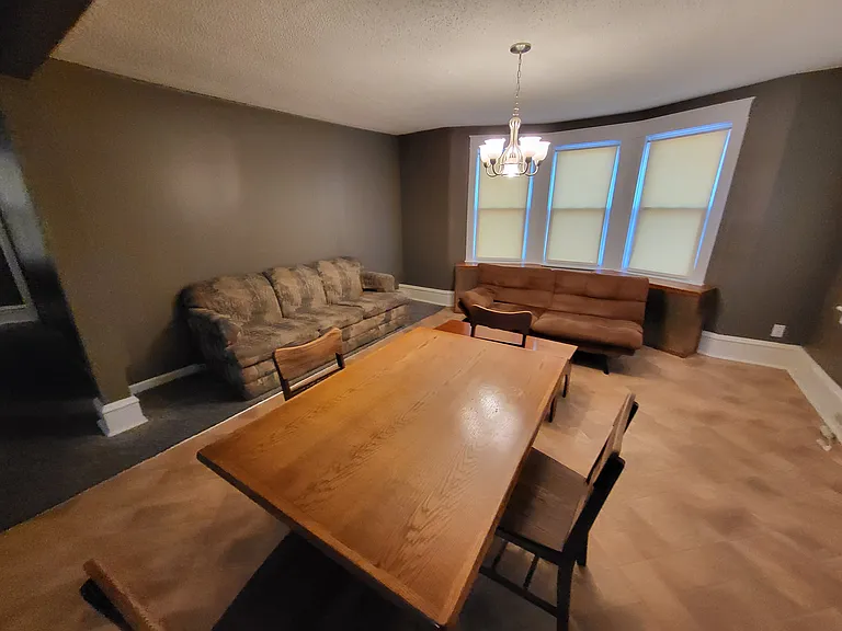 4 S Railroad St #2 — Photo 5