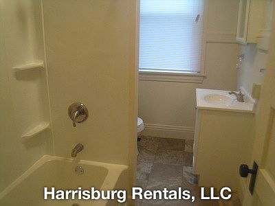 4th image of 2305 Hoffer St Fl 2