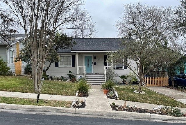 1st image of 242 Pershing Ave