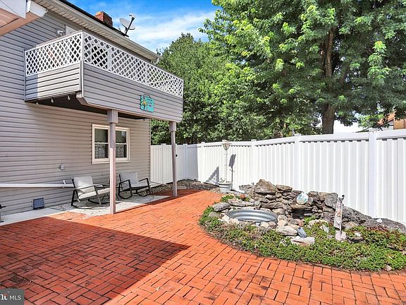 5th image of 610 Westover Rd