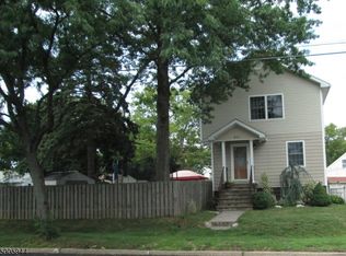 879 W Inman Ave, Rahway, NJ 07065
