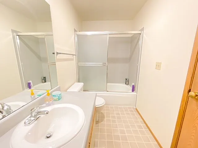 4522 Brooklyn Ave NE — Photo 25