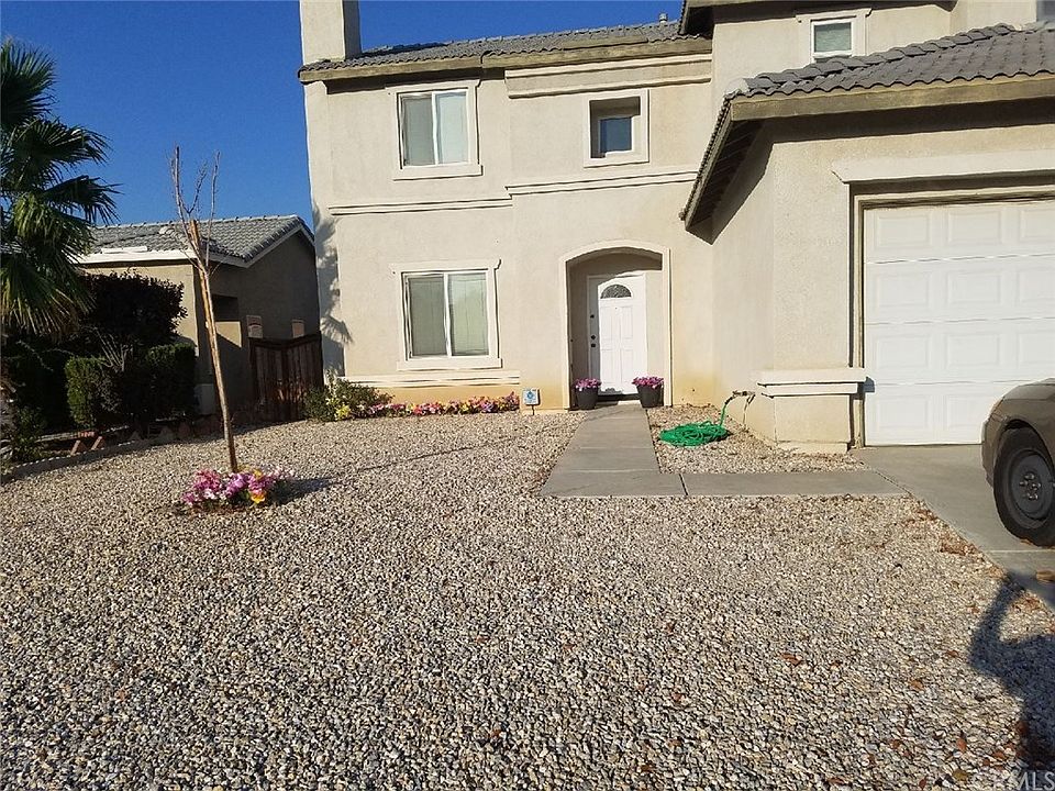 1st image of 15594 Naples Ln