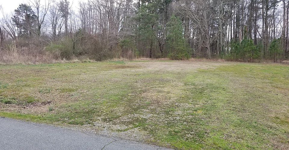 2nd image of 60 Polly Cove Rd
