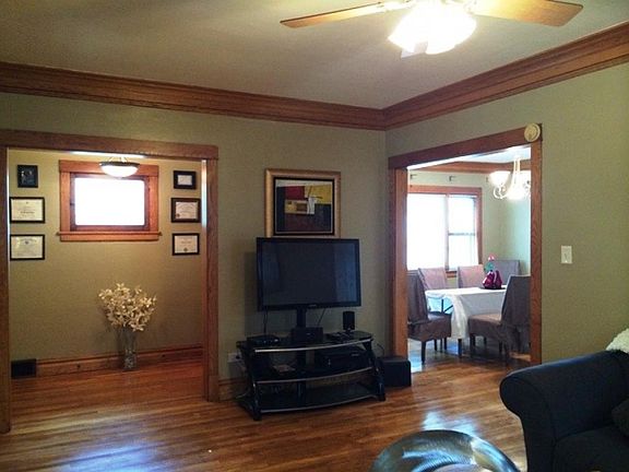 4th image of 900 Lathrop Ave