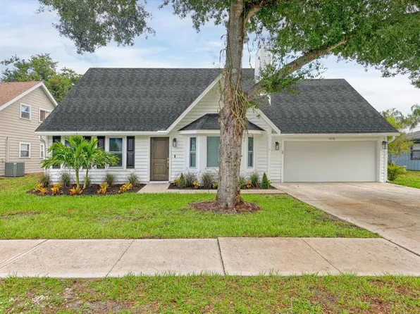 4038 Lancaster Dr, Sarasota, FL 34241