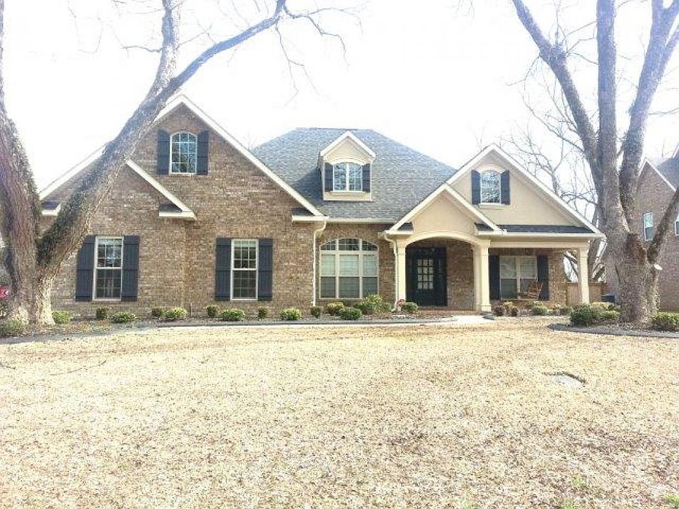 1st image of 303 Madilyn Dr