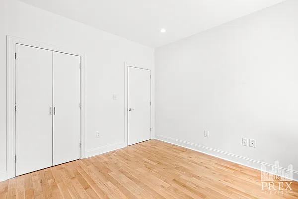 Rented by PREX Realty Corp | media 10