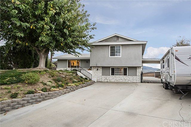 1st image of 25601 Oakbar Ct