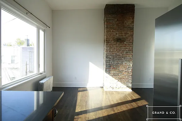 Rented by Grand & Co. | media 23