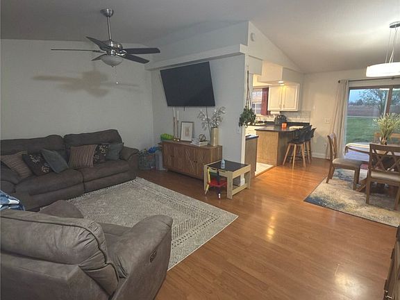 3rd image of 9908 E Bloomfield Hills Dr