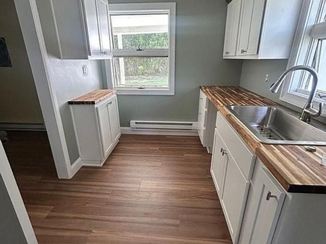 2nd image of 14 Dennis Ln