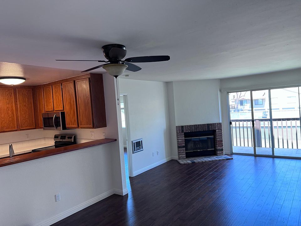 Living room with fireplace