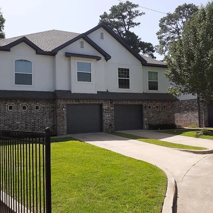 1000 S Williams Ave