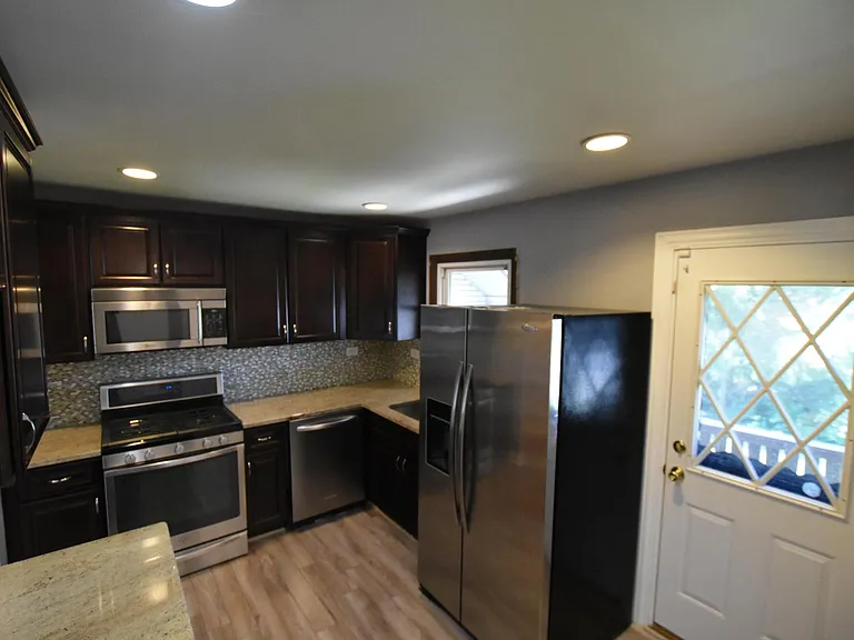 7852 Sprucewood Ave — Photo 12