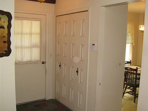 5th image of 5080 Holloway Dr