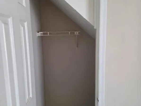 7083 Oakhill Cir, Austell, GA 30168