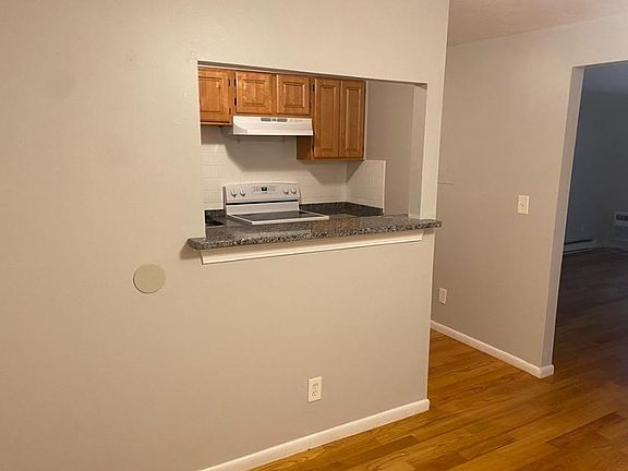 3rd image of 54 Elmwood Park #1
