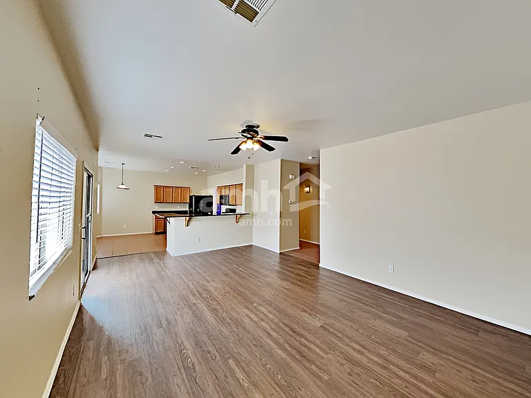 15421 N 169th Ln — Photo 11