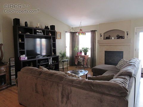 5th image of 5856 Canyon Cir