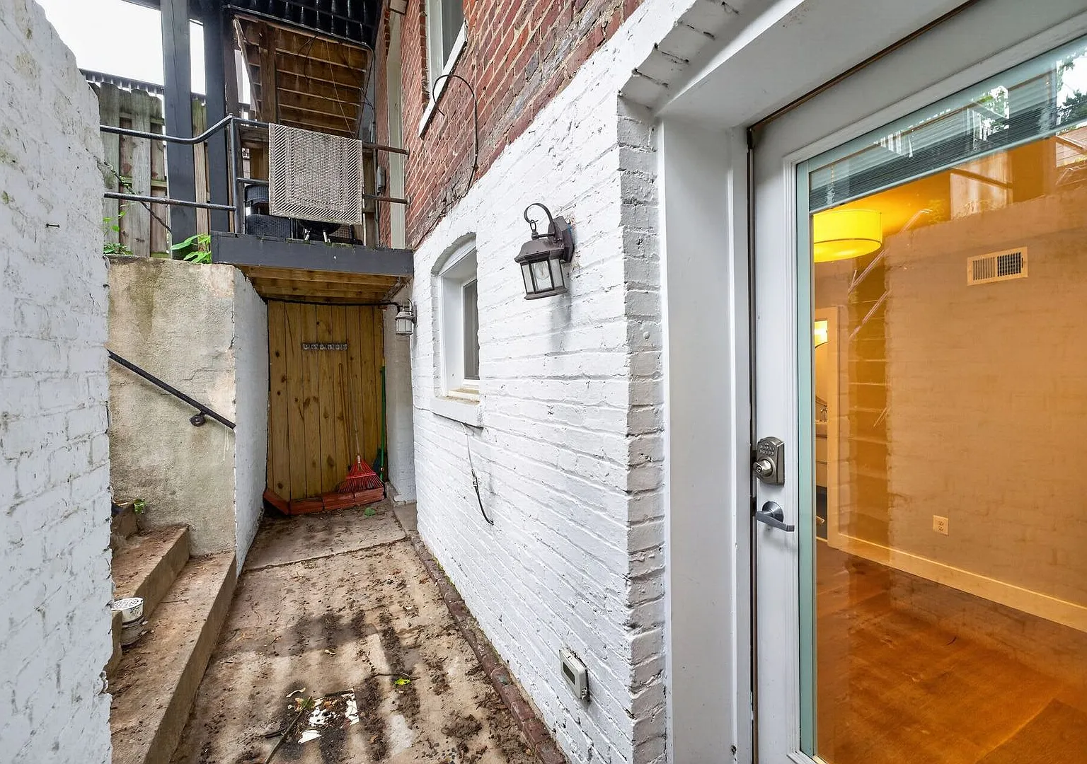 1680 Irving St NW — Photo 3