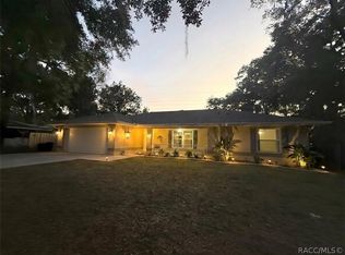 11236 N Rain Point, Inglis, FL 34449