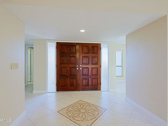 5th image of 10417 E WATFORD Way
