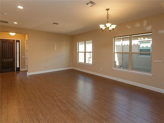 5th image of 3255 Medina Ct