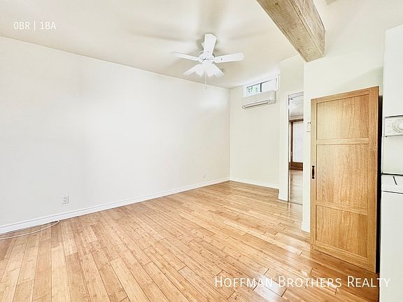 3rd image of 3764 Moore St #A