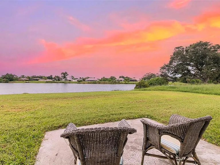 6460 Blueberry Dr — Photo 51