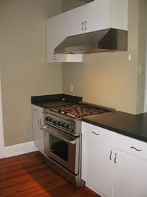 2nd image of 527 Broadway St