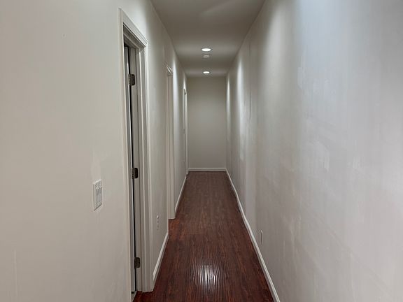 3rd image of 1151 S Hudson Ave #1151