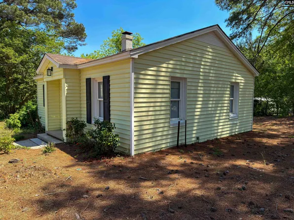 933 Rawl Rd, Lexington, SC 29072