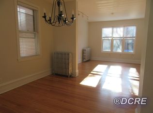 1024 W Altgeld St #1, Chicago, IL 60614