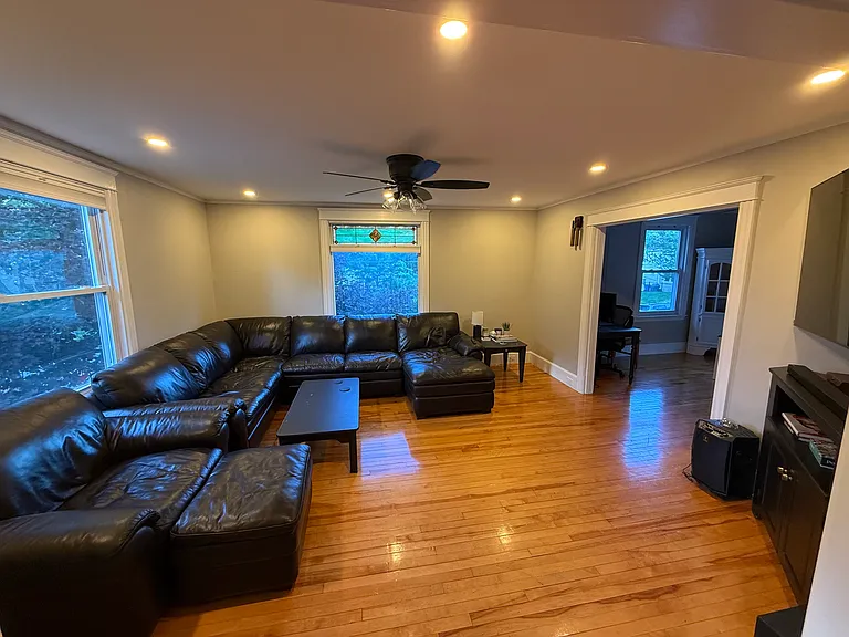 50 Rockland Ave #2 — Photo 5
