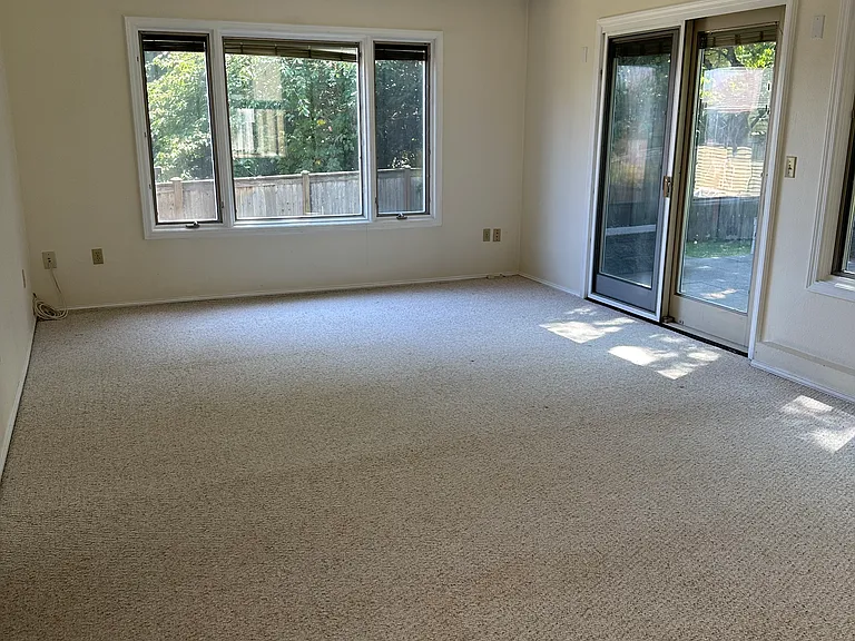 18109 NE 100th Ct — Photo 4