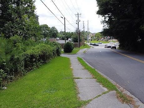 2nd image of 5025 Oakdale Rd SE #1