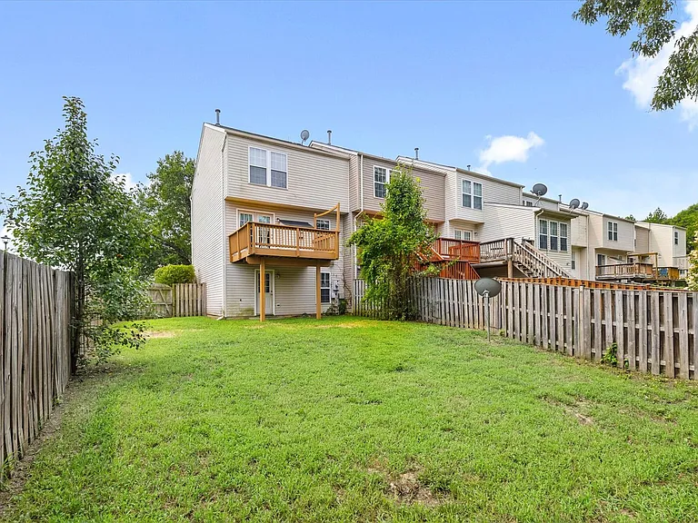 4701 Colonnade Way — Photo 33